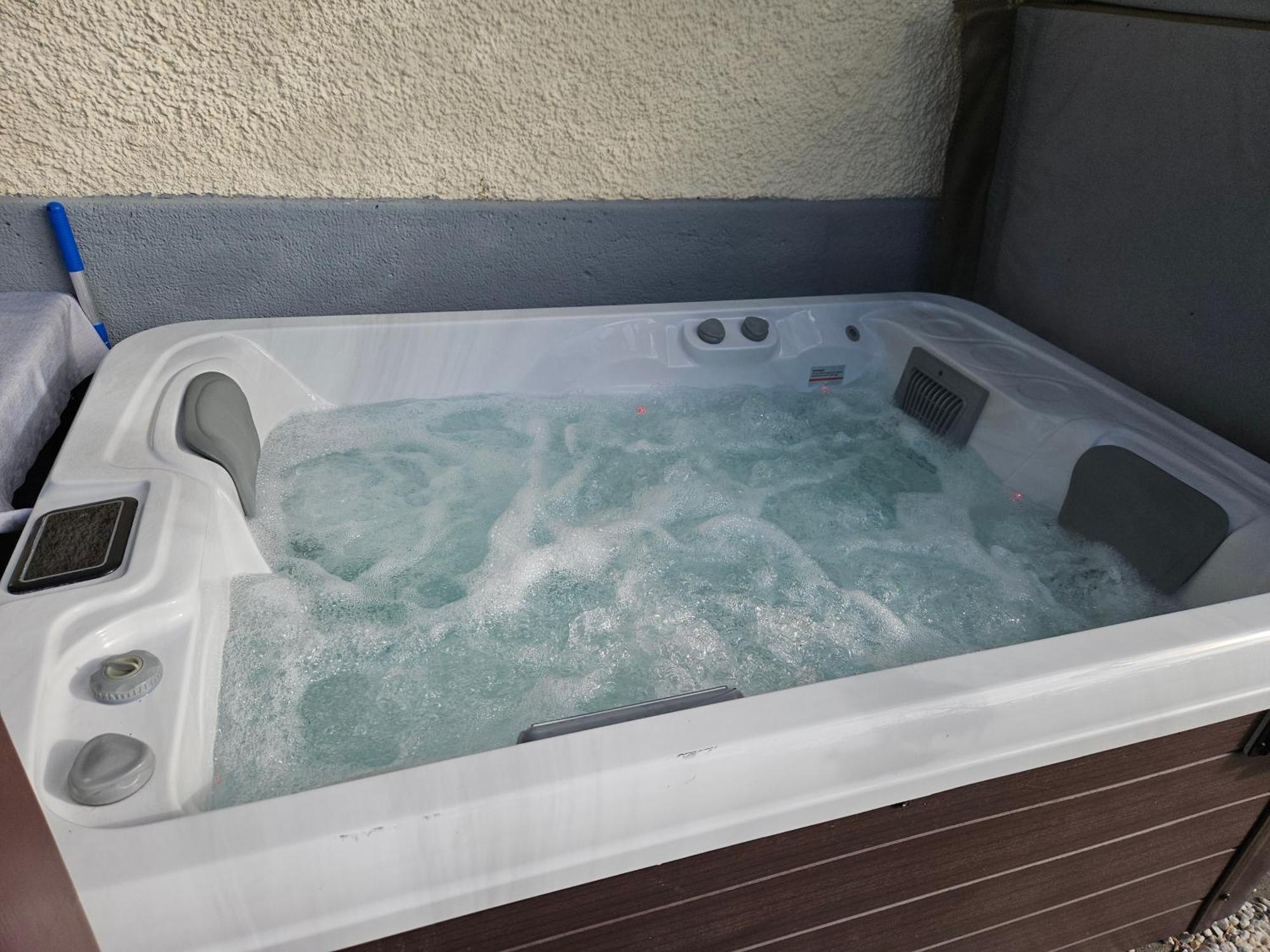Premium Apartment Mit Privatem Whirlpool, Sauna, Garten Sankt Martin am Grimming Εξωτερικό φωτογραφία